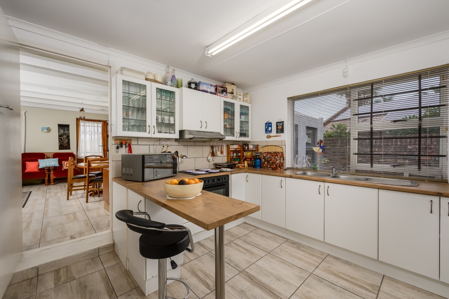 3 Bedroom Property for Sale in Sherwood Eastern Cape